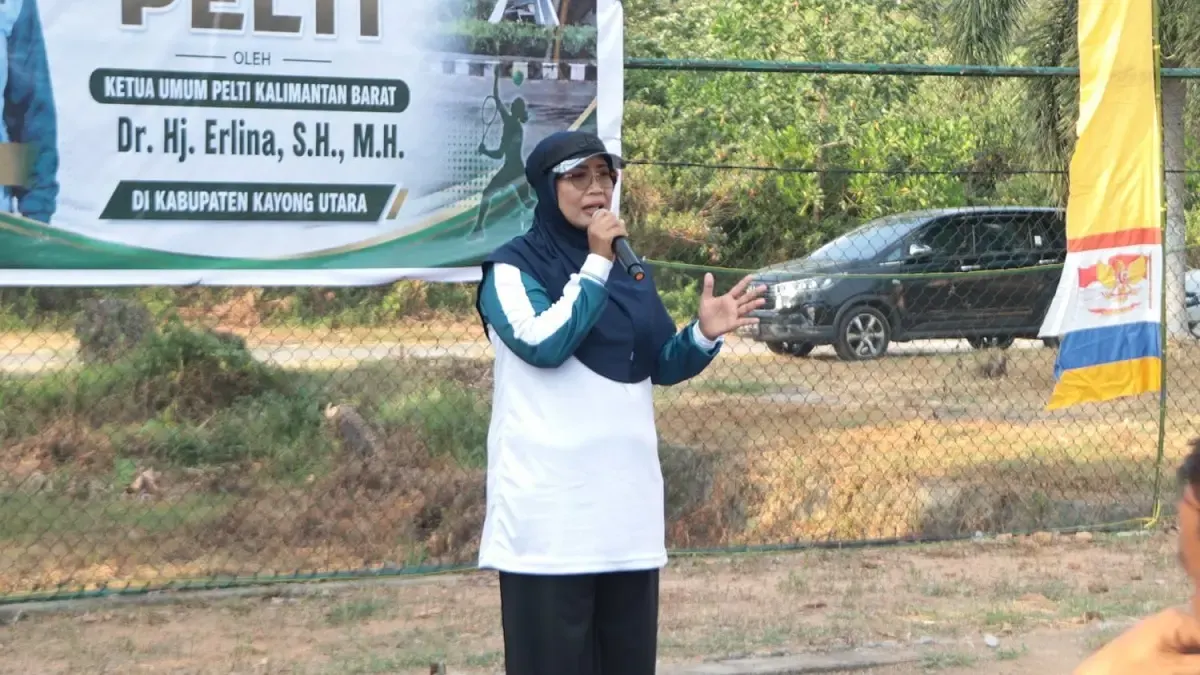 Ketua Umum Pelti Kalbar, Dr. Hj. Erlina, S.H., M.H.,