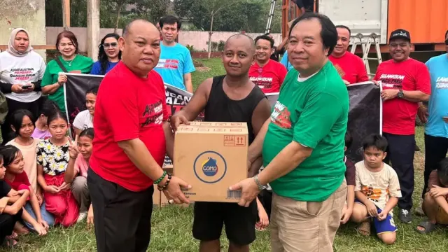 Warga Sungai Ambawang Kesulitan Air Minum, Bantuan untuk Korban Karhutla Disalurkan