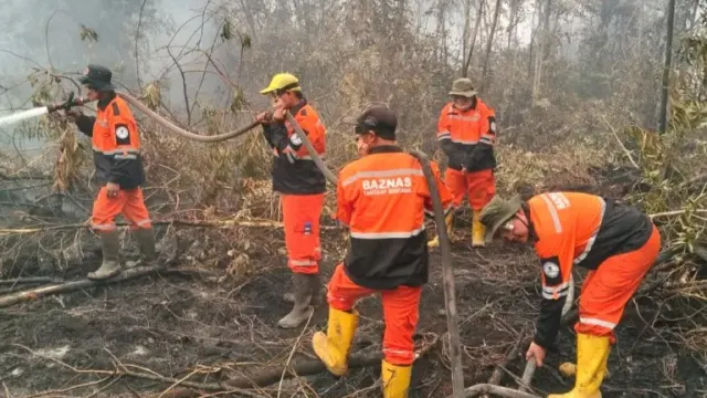 Baznas Tangani Karhutla di 12 Titik, Kubu Raya Jadi Salah Satu Lokasi Pemadaman